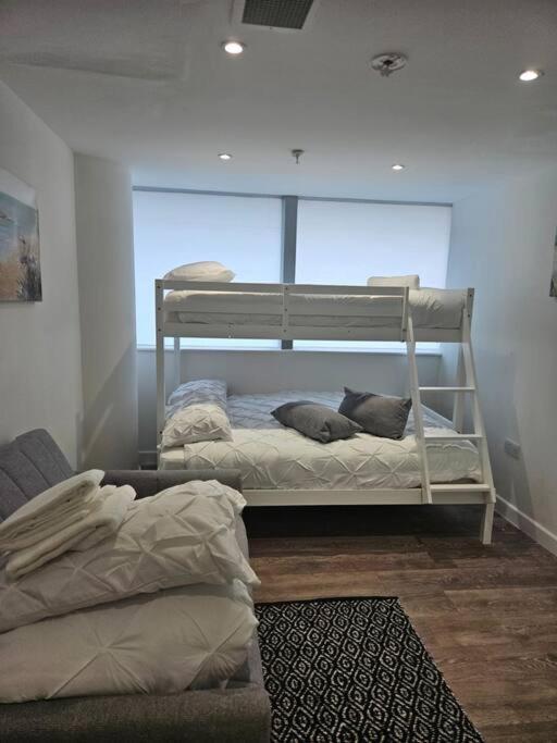 Small Studio For Group Of 5 In Delta Croydon Dpf3 מראה חיצוני תמונה